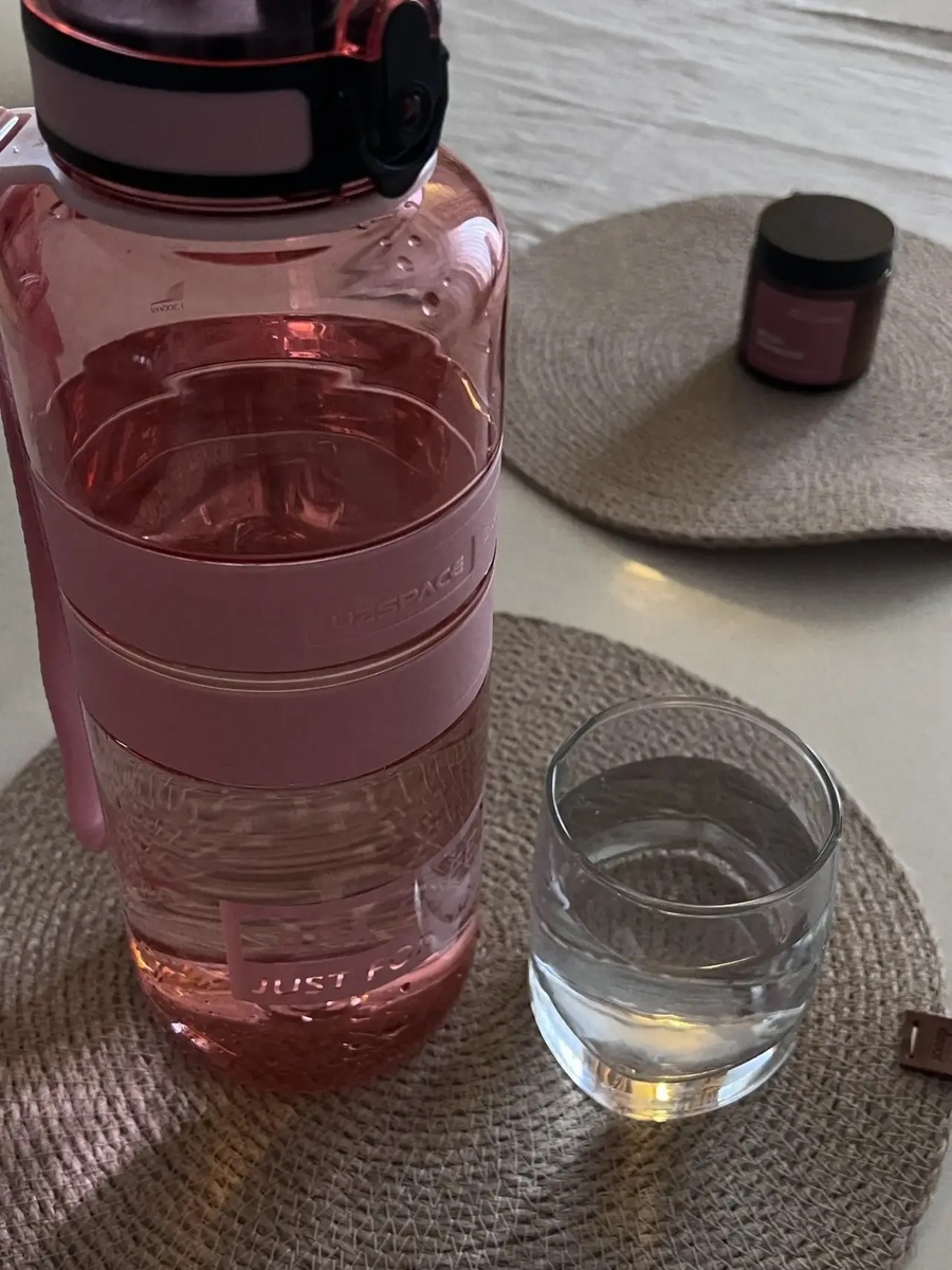 Эта бутылка на 1,5 л