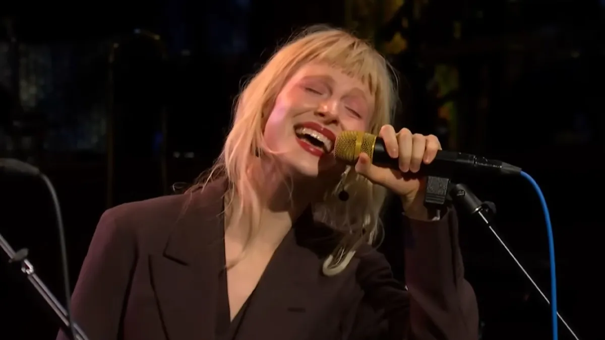 Hayley Williams вживую, Stephen Colbert, апрель 2026