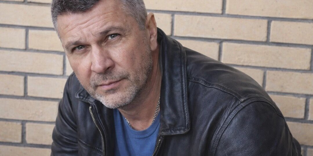 Познакомилась с 45-летним мужчиной в метро. Он сразу предупредил: «никаких отношений» - Тогда я ещё не знала, во что ввязываюсь