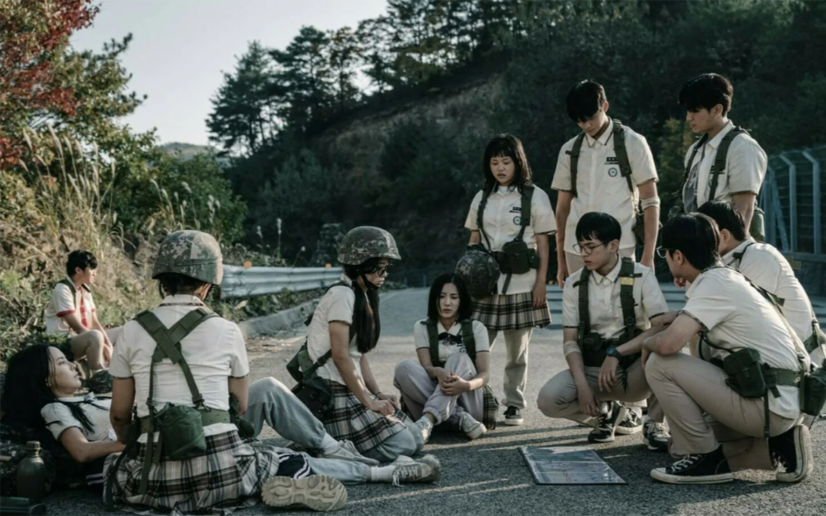 Кадр из дорамы "Школа; Фронт"