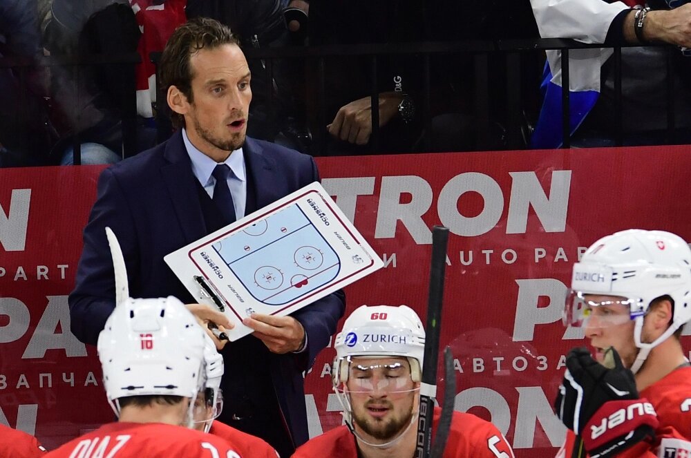    Патрик Фишер во время финального матча чемпионата мира по хоккею между сборными командами Швеции и Швейцарии. Фото: РИА Новости/ Алексей Куденко