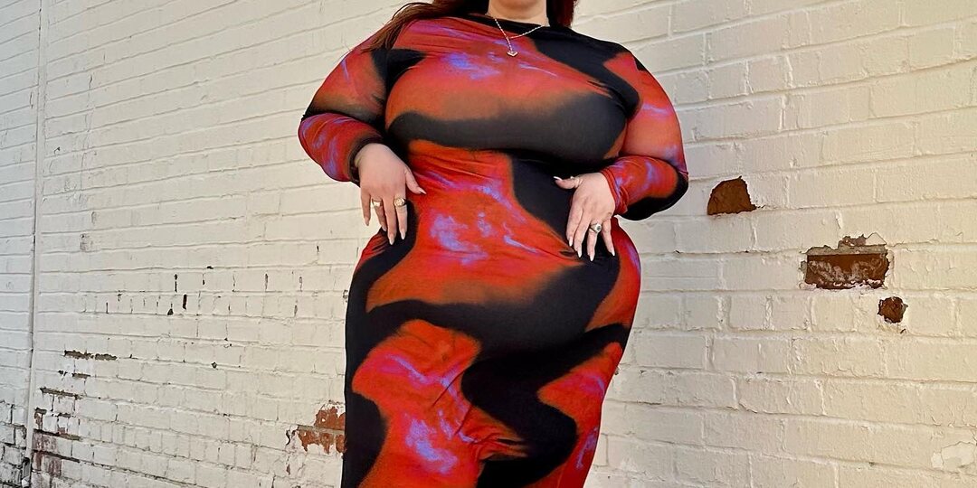 Мини, женственность и яркие принты: как сейчас одевается самая полная модель Тесс Холлидей