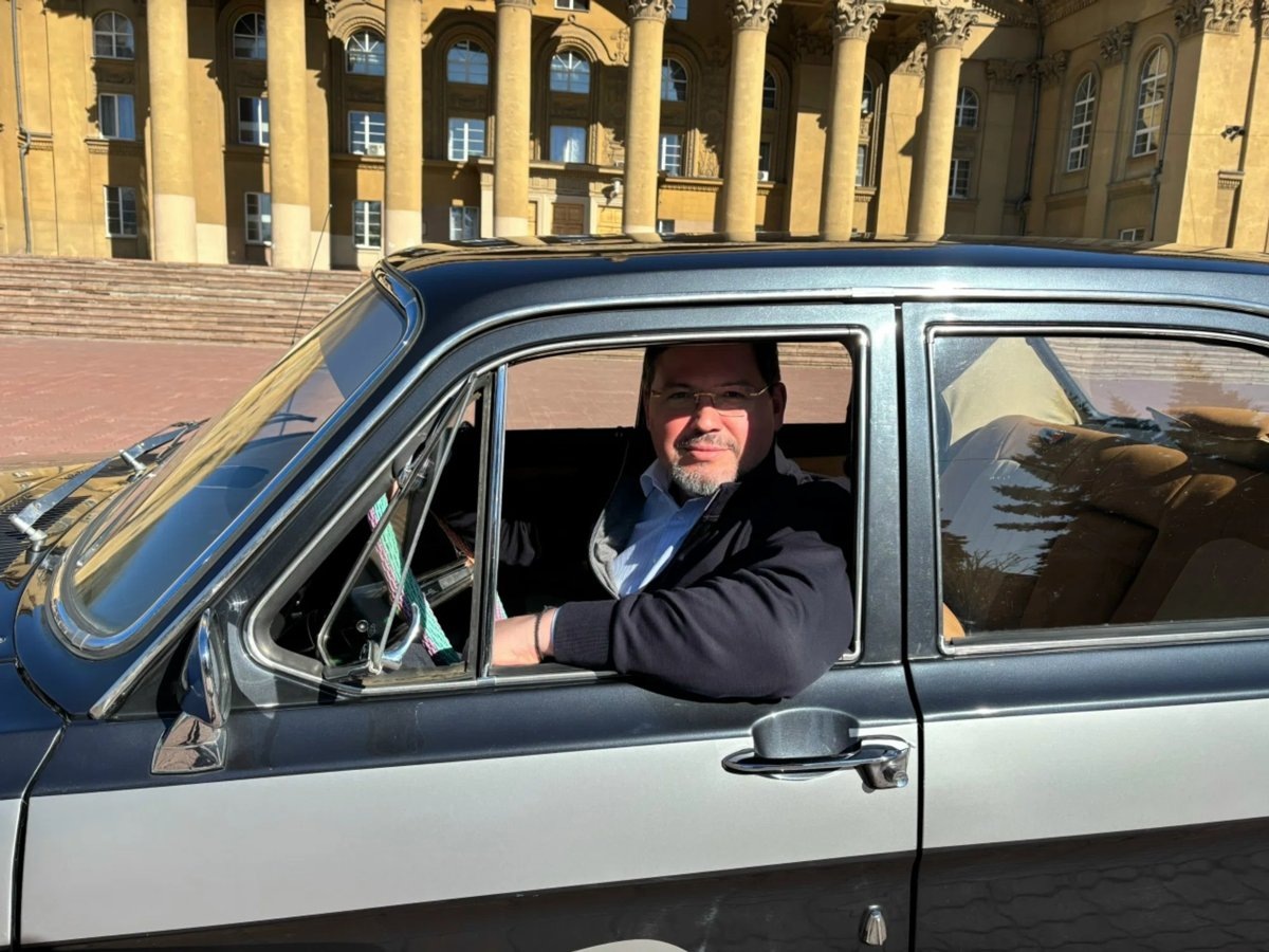     «Двадцать четвертая Волга» стала новой жемчужиной автоколлекции Алексея Денисенко