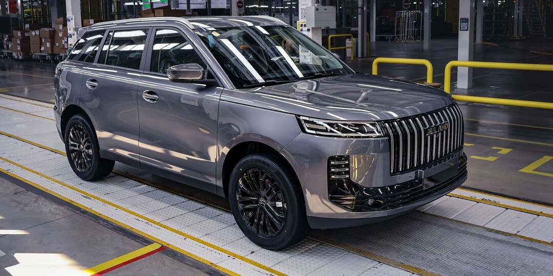 На заводе в Шушарах выпустили первый JELAND