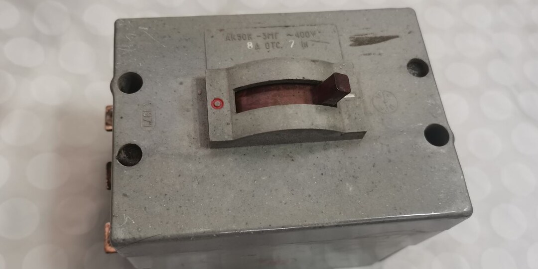 Сколько серебра в советских магнитных пускателях: что оставлять при разборе, чтобы сдать в скупку