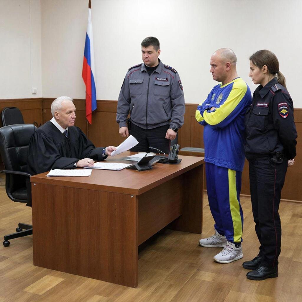 Взыскание морального вреда со злодея в суде