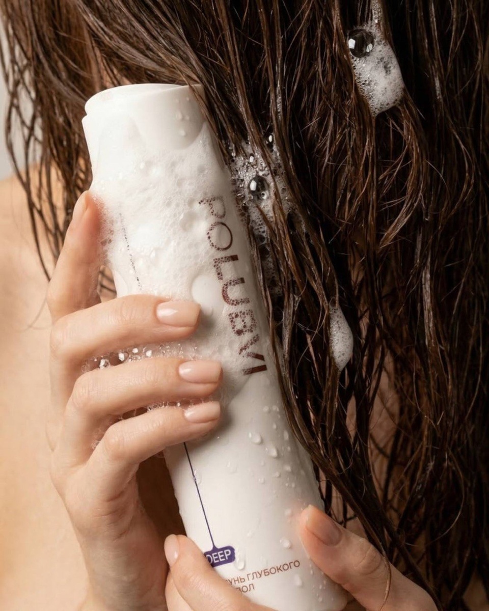 шампунь для жирных волос DEEP от POLUBVI