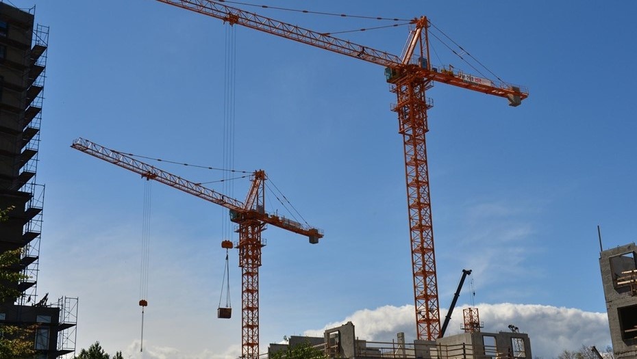    Финская строительная компания YIT сократит почти сотню рабочих мест в Финляндии. Автор фото: Тихонов Михаил