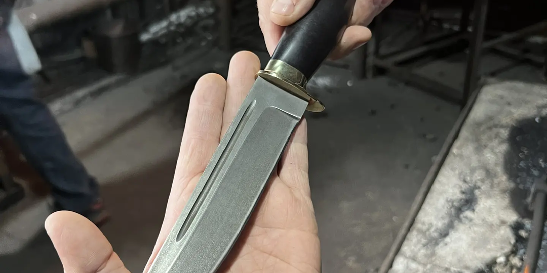 Подарок с мужским характером: Как выбрать нож, за который мужу не будет стыдно перед друзьями