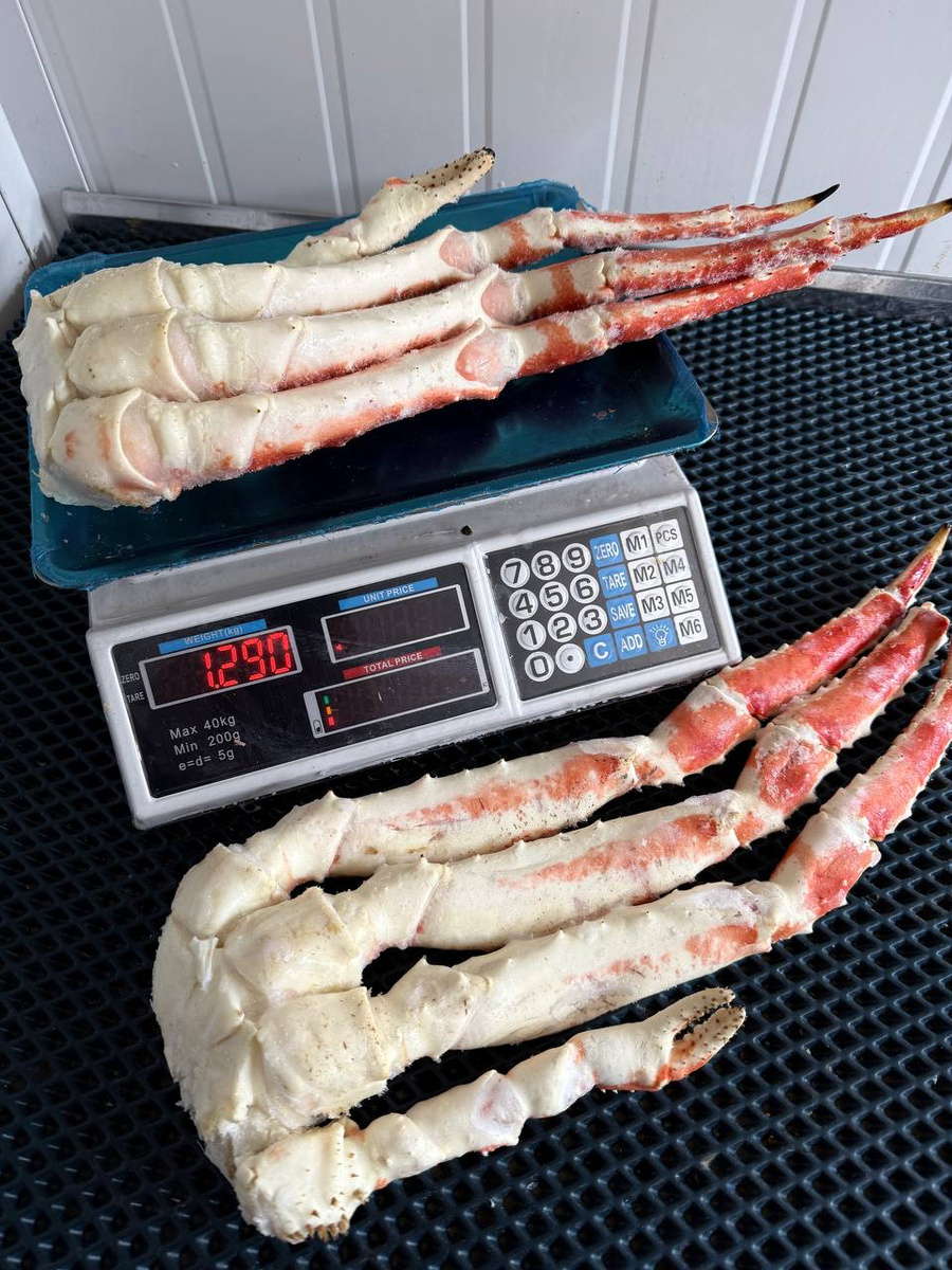 На фото: продукция компании «Фиш Маркет - Рыбный склад»  - доставка оптом по всей РФ!