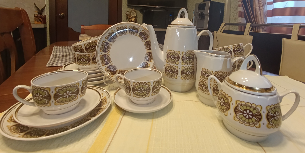 Кофейный сервиз Айя1, Рижский фарфоровый завод