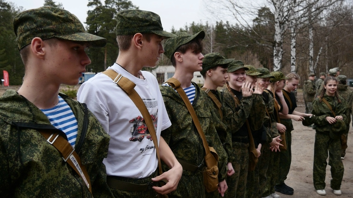 Команда школы №10 победила и представит Балахнинский округ на региональном этапе "Зарницы 2.0".