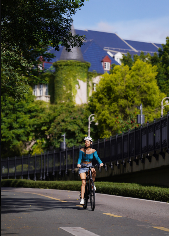 Experience the unparalleled cycling experience of the glooriYeah urban e-bike. Whether navigating busy streets or leisurely riding in the park, our GY ebike can bring you ease and comfort.  Enjoy weekend.    #электровелосипед #электробайк #педелек #велосипедсэлектроподдержкой #электрическийвелосипед