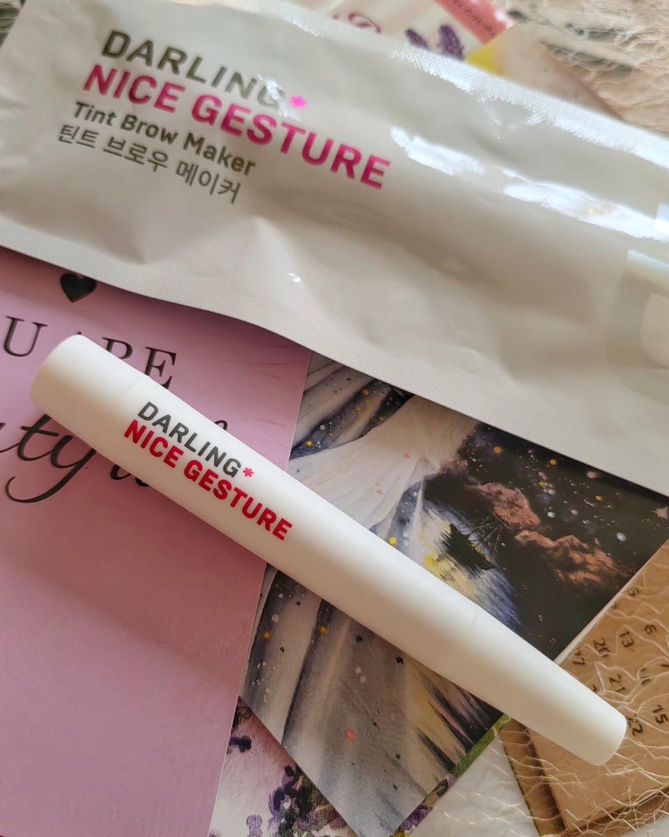 Тинт-лайнер для бровей от бренда "Darling*", упаковка 