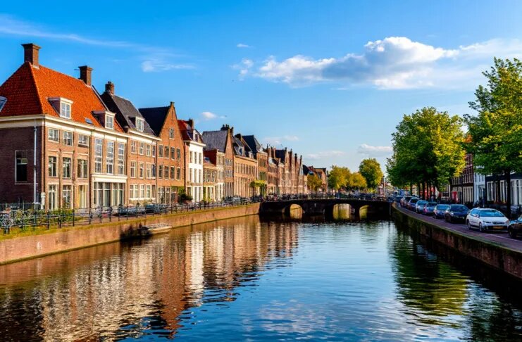    Фото: создано нейросетью