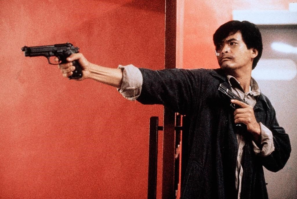 Режиссер: Джон Ву. В главных ролях: Чоу Юнь-фат, Лун Ти, Лесли Чун, Эмили Чу.