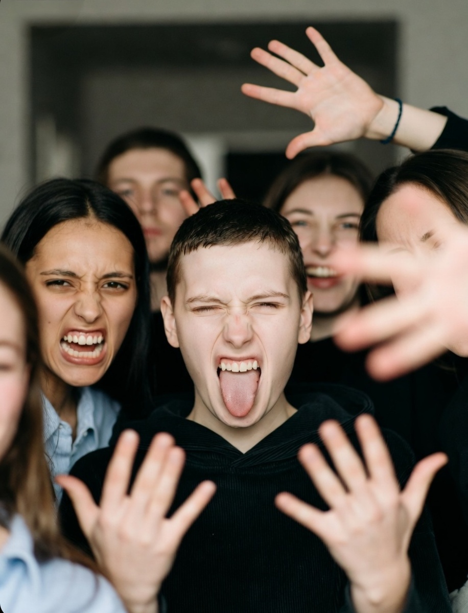 Источник изображения нейросеть Grok 