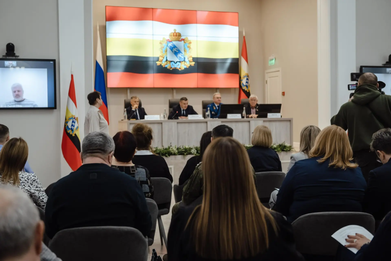     © фото - МАХ Александра Хинштейна