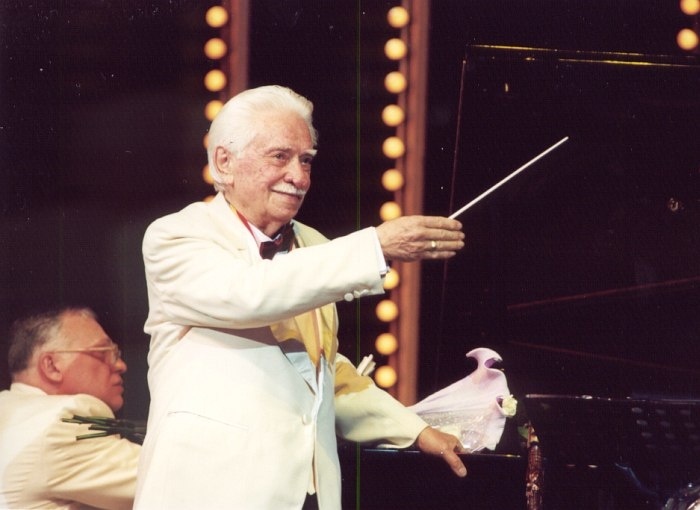 «Мистика в том, что здесь был сам Маэстро!», или Почему для легендарного оркестра им. Лундстрема Зеленодольск — особенный город