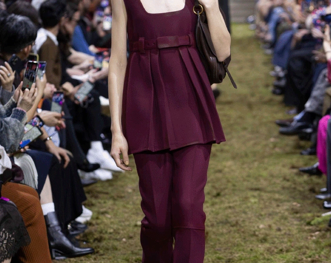 Лучшие образы с показа Miu Miu осень-зима 2026