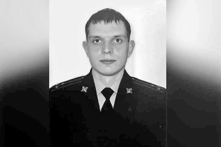 В Новотроицке простятся с погибшим полицейским Никитой Гнусиным