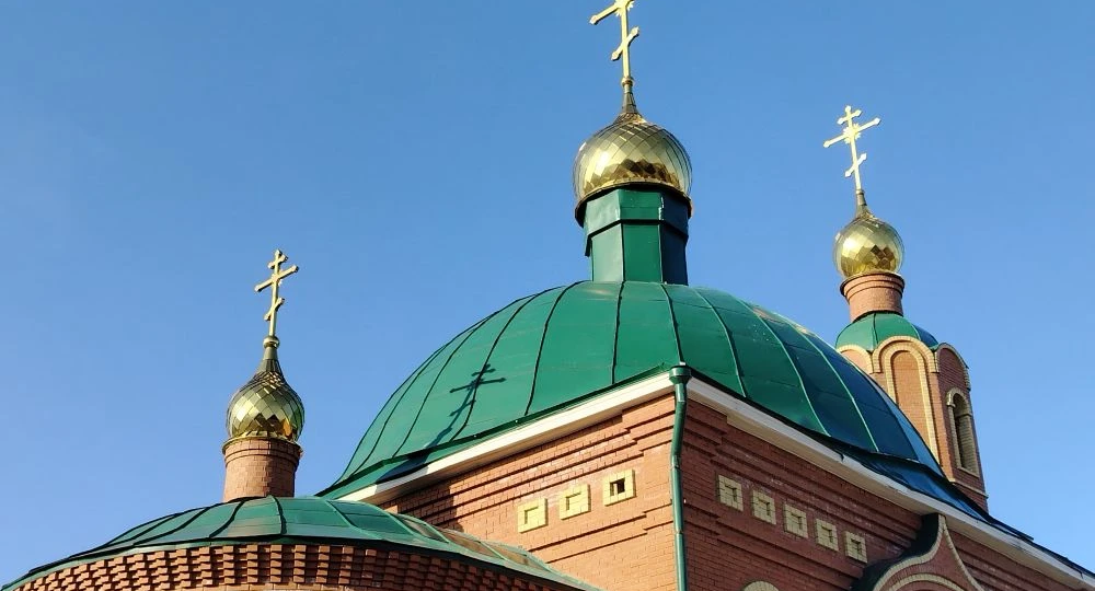 Виталий Хоценко сообщил о введении 21 апреля дополнительного выходного дня в регионе в связи с Радоницей