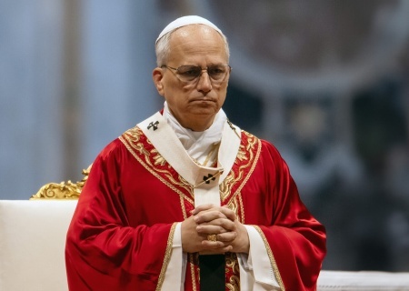    Американский Папа против Трампа