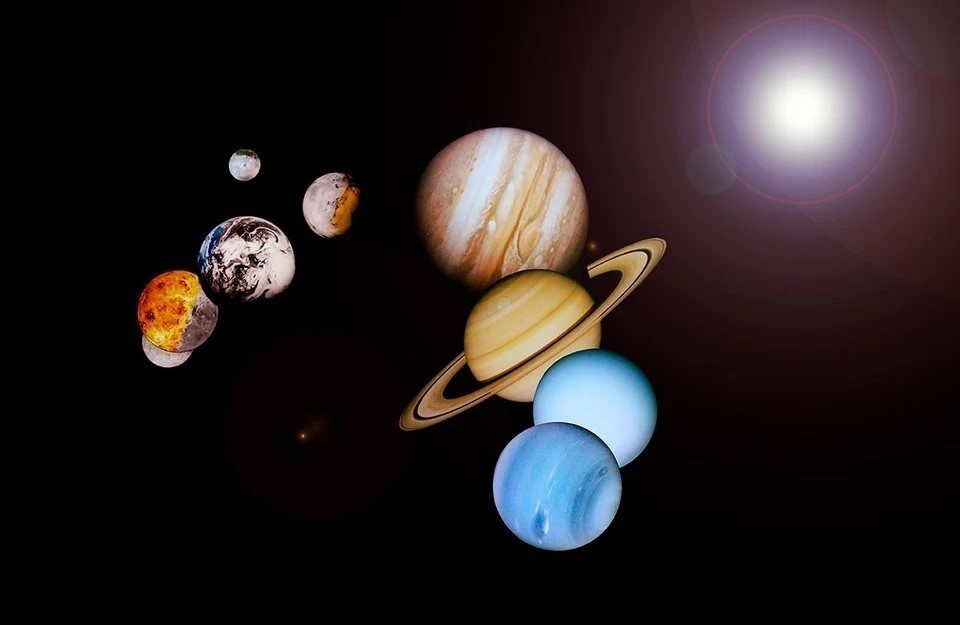    Смогут ли россияне наблюдать парад планет на следующей неделе: ученые из ИКИ РАН дали ответ Shutterstock