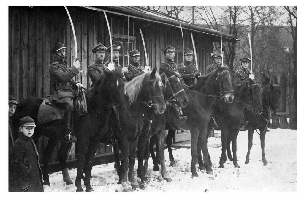 Гусары Чехословацкого корпуса в Сибири, 1918—1919 гг. Возможно, что польского происхождения. 