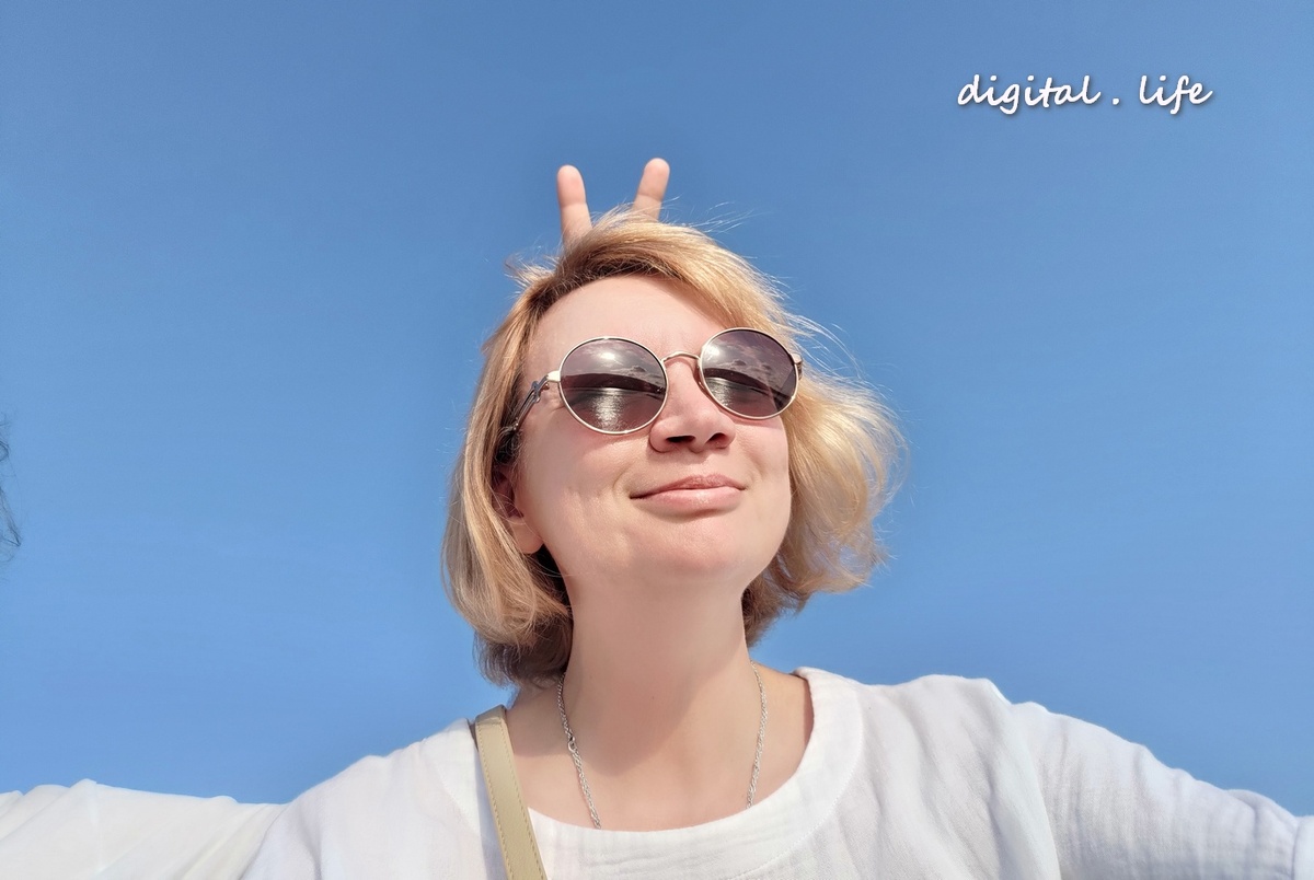 Повторю снова в статье: это фото с обложки канала. Оно меня поддерживает, ведь скоро лето и отпуск )))