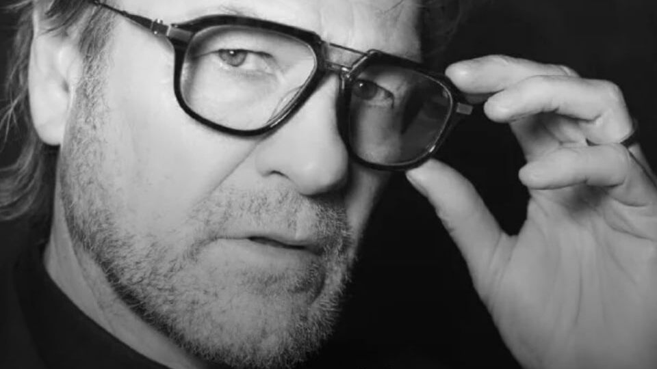 Мужественность, глубина и тишина: за что любят Шона Бина