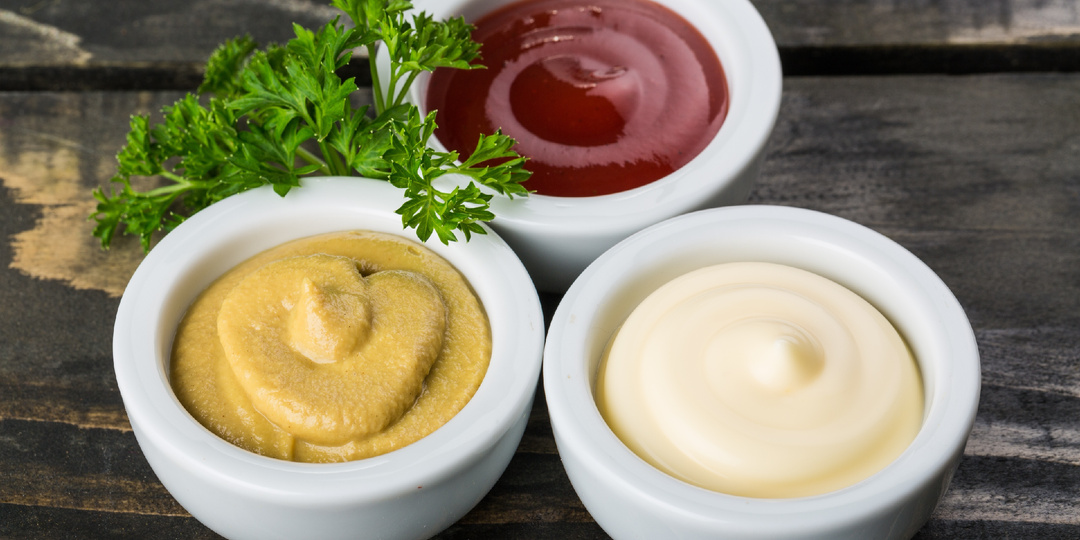 Топ-7 домашних соусов к шашлыку