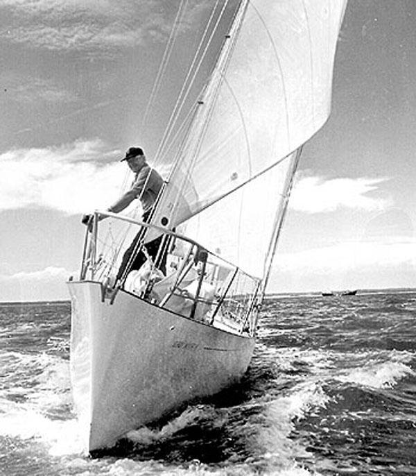 Френсис Чичестер, один из наших общих с Ю.В. (как оказалось) героев