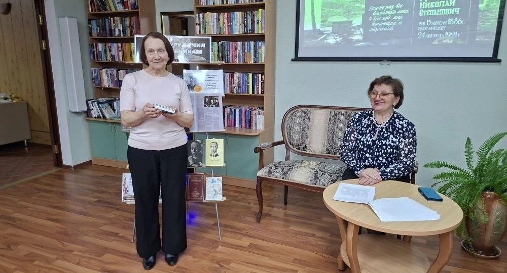 🏛 В библиотеке состоялась литературная гостиная к юбилею Н