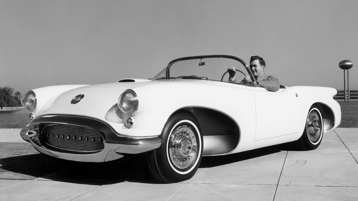 Oldsmobile F-88. Первые кадры