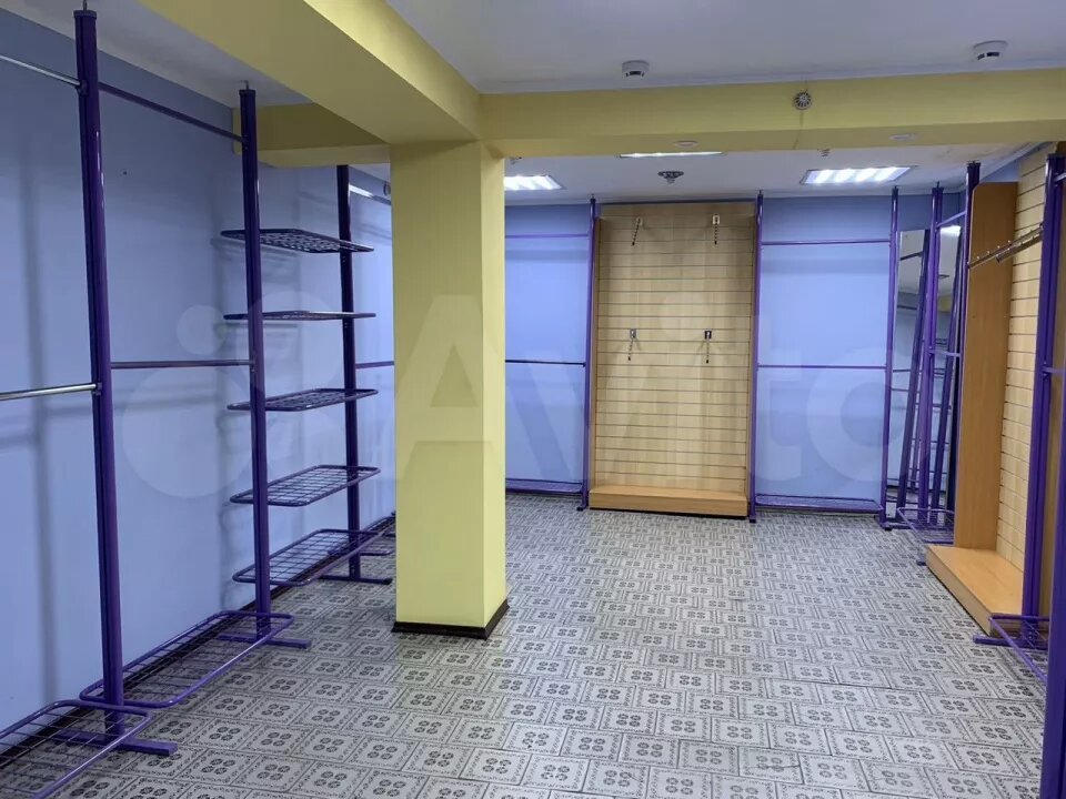    Деревянное здание находится на улице Анатолия, 92. Источник: avito.ru