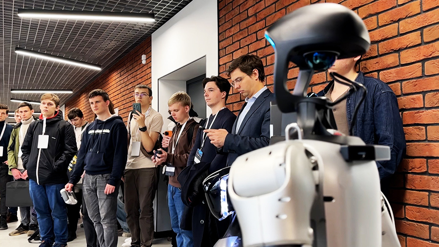    © АО "ТВ Центр"