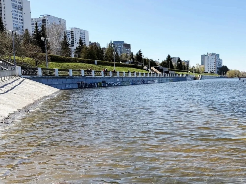    Уровень воды в Самаре превышает прошлогодние показатели на 3,7 м.