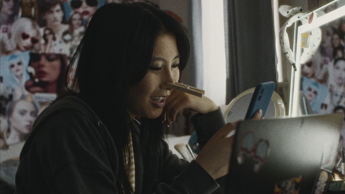 Кадр из фильма "Отклонение"