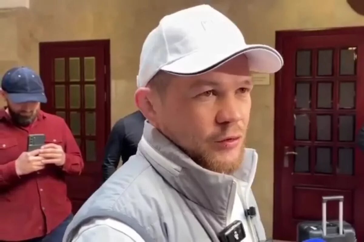    Чемпион UFC Ян прилетел в Дагестан, чтобы помочь пострадавшим от наводнения