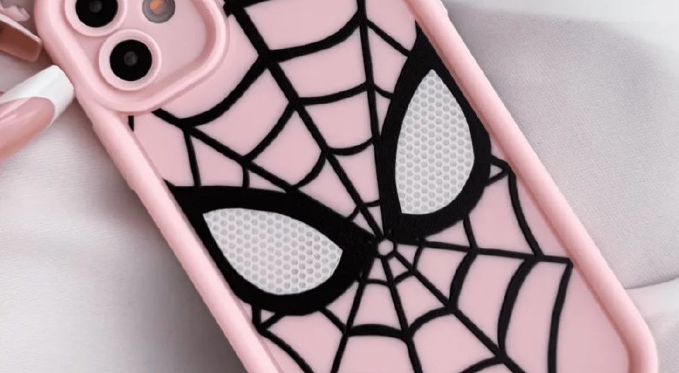 Добрый день,15.04 в районе 4 школы ребенком был утерян телефон 11 айфон в розовом чехле.Возможно в районе мкр.Богдана Кнунянца, магазин