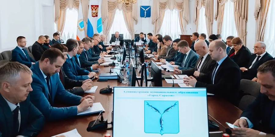 Молчанов поручил дополнительно проверить все проезды к кладбищам Саратова