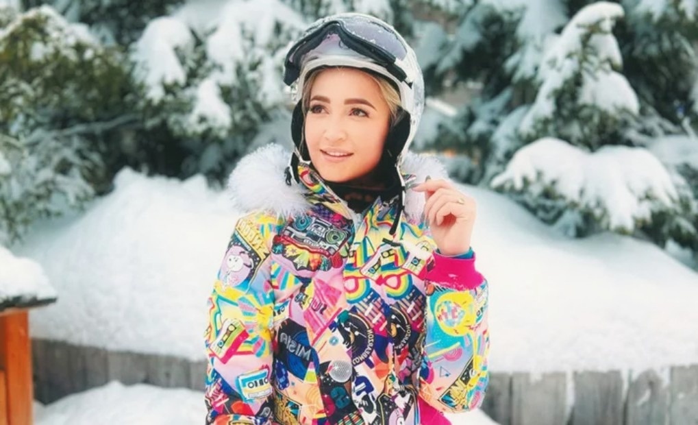 При этом в стране люди считают копейки в магазинах.
