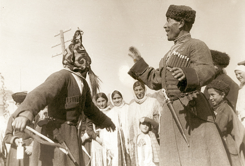 Загадки старых фотографий. Как выглядели ритуалы Кавказа.