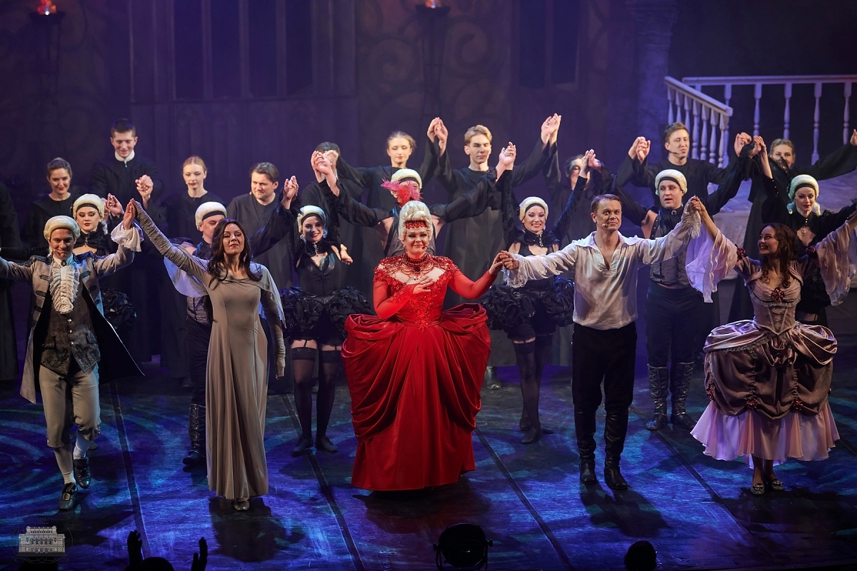    Спектакль «Опасные связи» открыл гастроли минского музыкального театра в Нижнем Новгороде