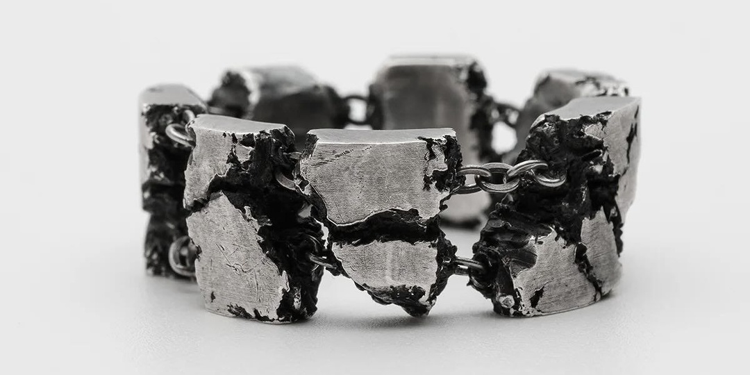 OSSA Jewelry — авторское кольцо из фрагментов металла, где сила хаоса становится искусством