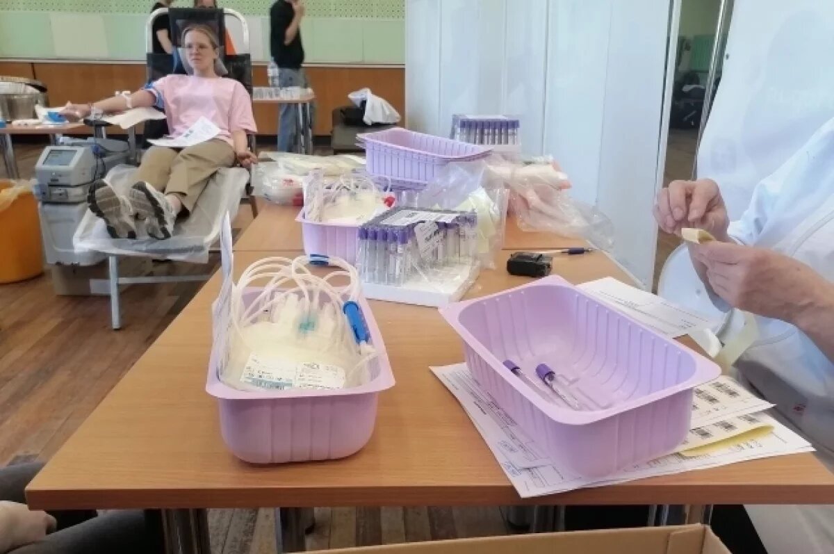    «Бескорыстно помогать».