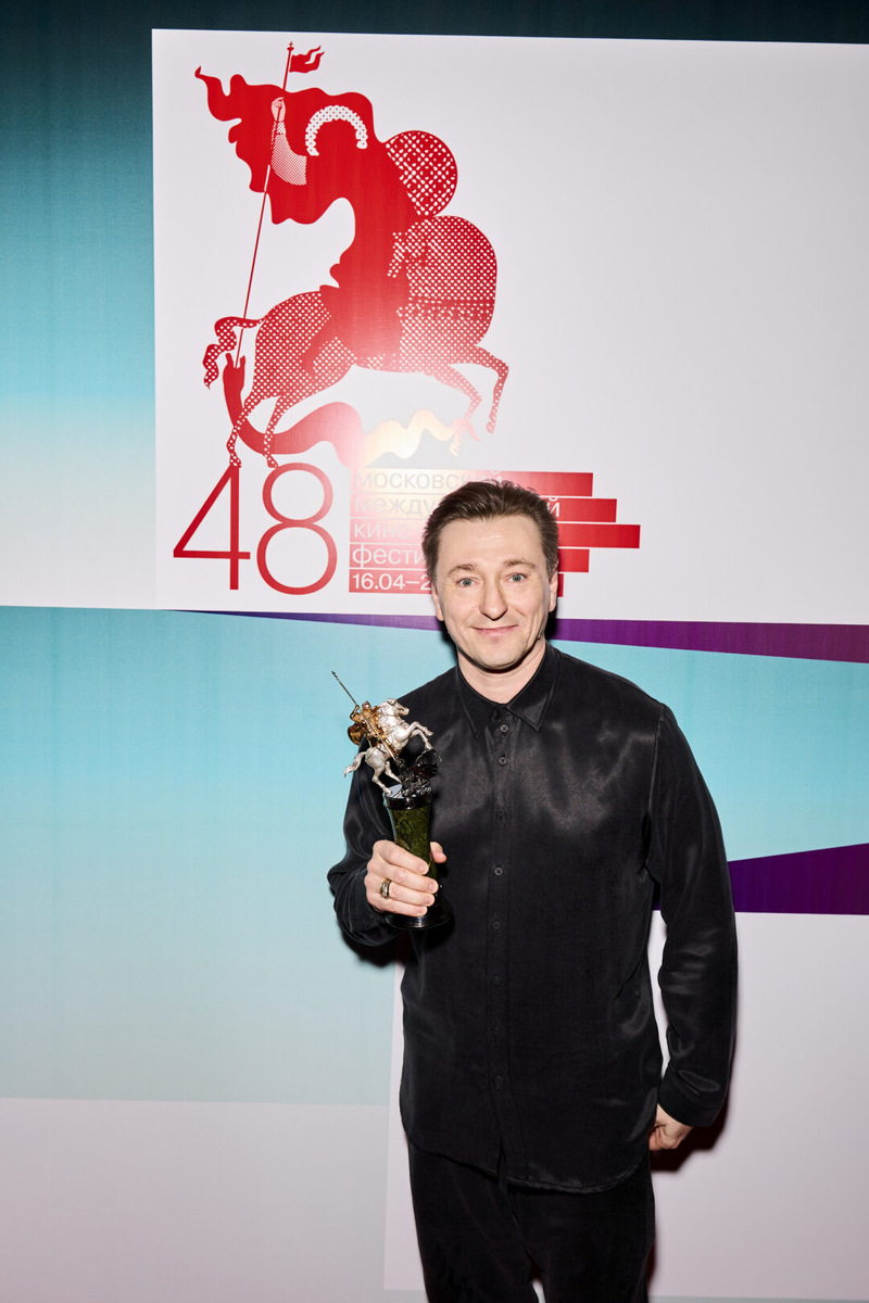   Сергей Безруков