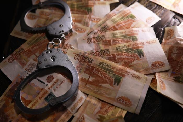 Более 228 млн рублей требуют изъять в Петербурге по делу о коррупции в медицине