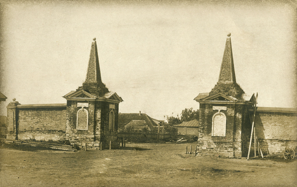 Озёрная застава в селе Ижевское Рязанской губернии. 1910–1920-е. Фото Ивана Филатова из собрания Музея К. Э. Циолковского в Ижевском